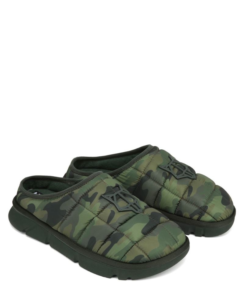 Camo Naked Wolfe Montana Men's Slippers | RIYADH 127HECGYD