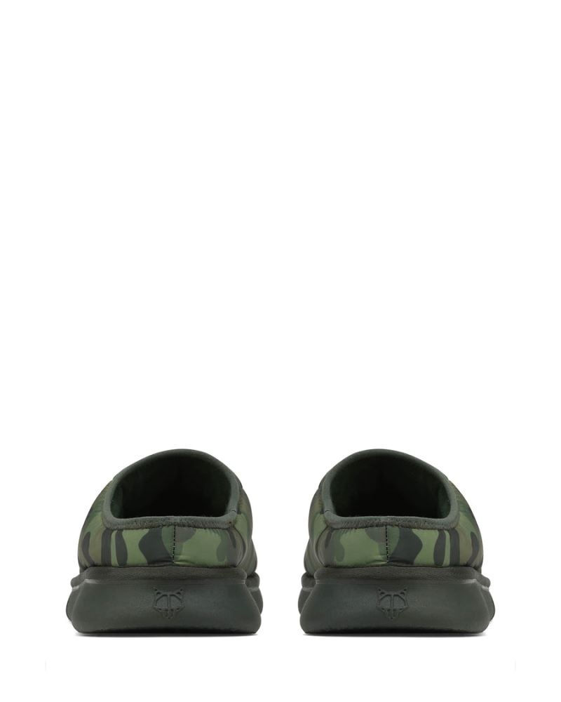 Camo Naked Wolfe Montana Men's Slippers | RIYADH 127HECGYD