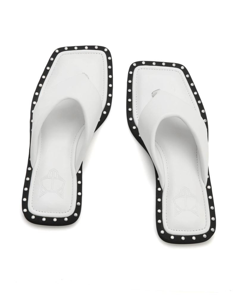 White Naked Wolfe Danni Leather Women's Flip Flops | RIYADH 216RTCHWG