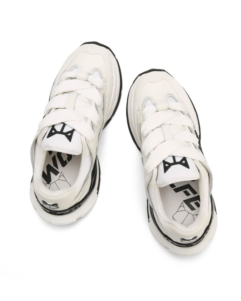 White Naked Wolfe Freeway Leather Women's Sneakers | RIYADH 126ONQPXA