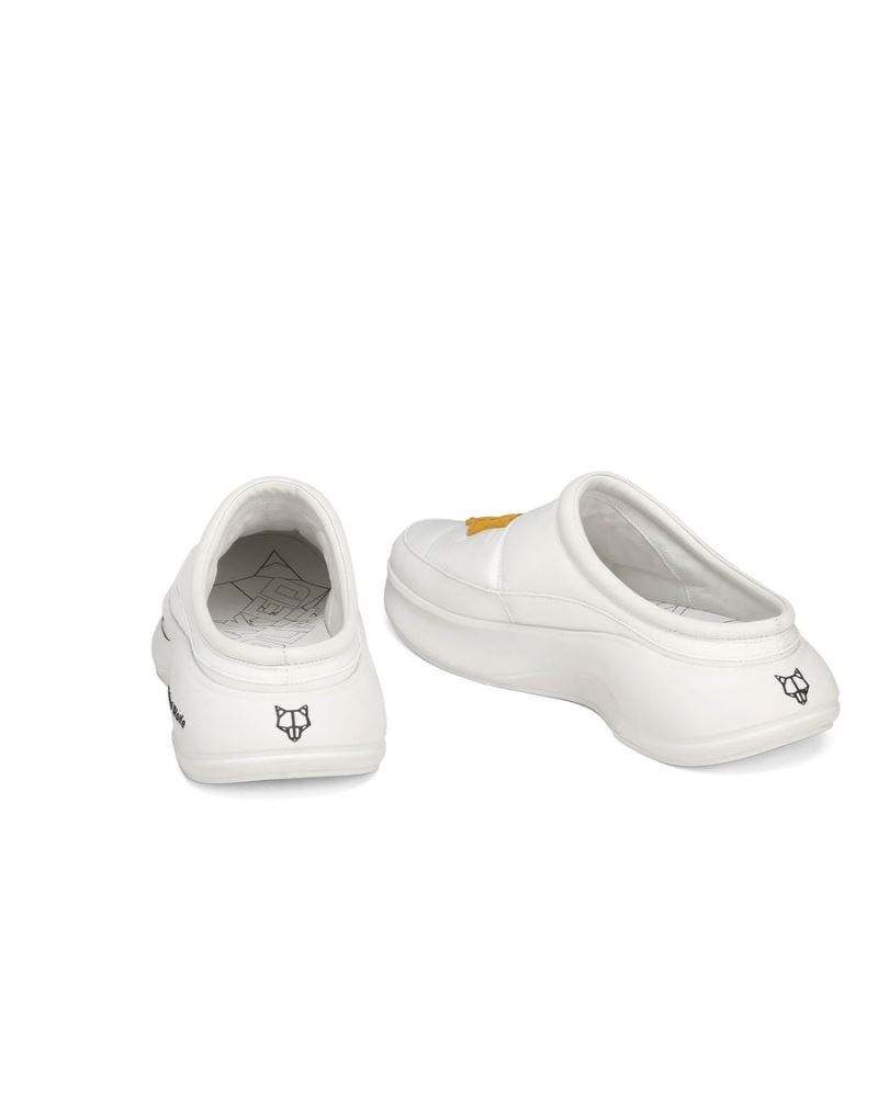 White Naked Wolfe Tide Triple Men's Slippers | RIYADH 392IBSRWN