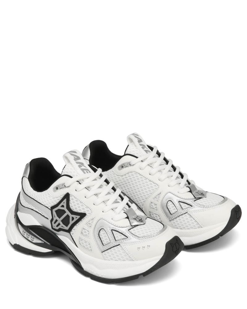 White / Silver Naked Wolfe Smash Mesh Women's Sneakers | RIYADH 685SQZJOB