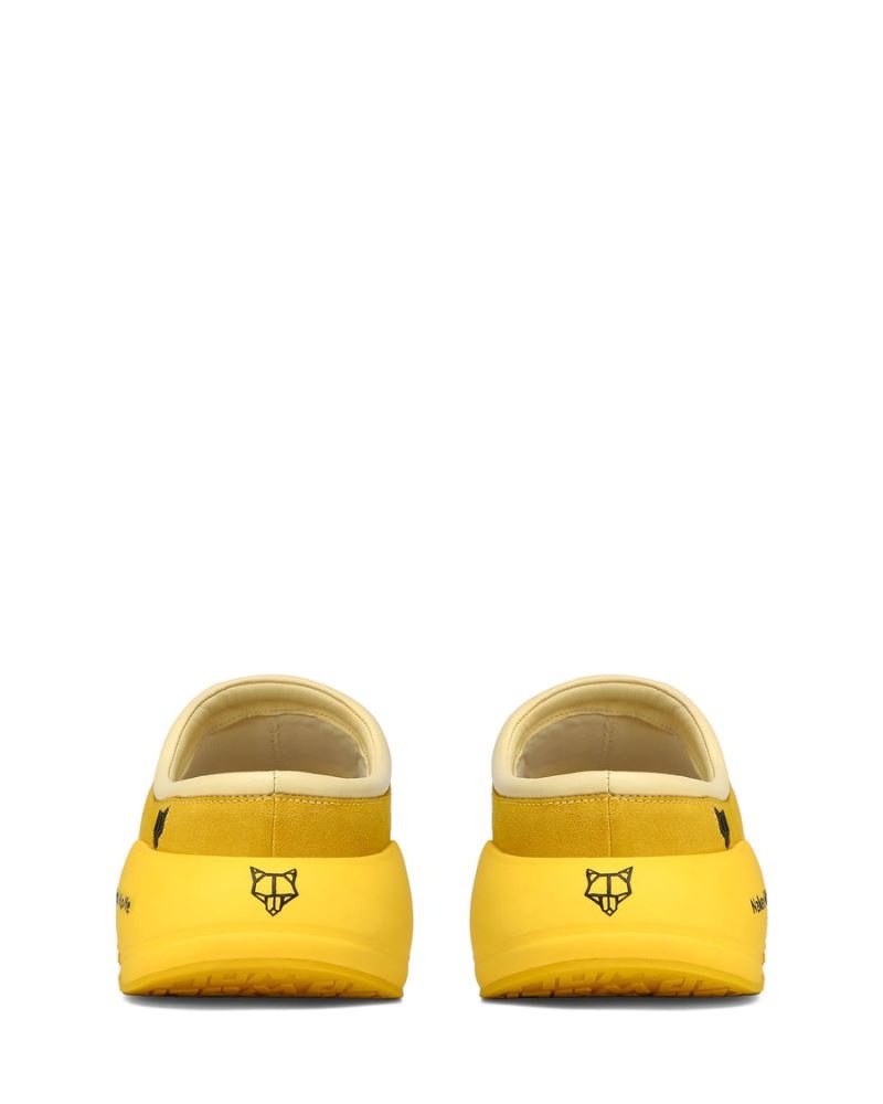 Yellow Naked Wolfe Dawn Suede Men's Slippers | RIYADH 912ERNSAX